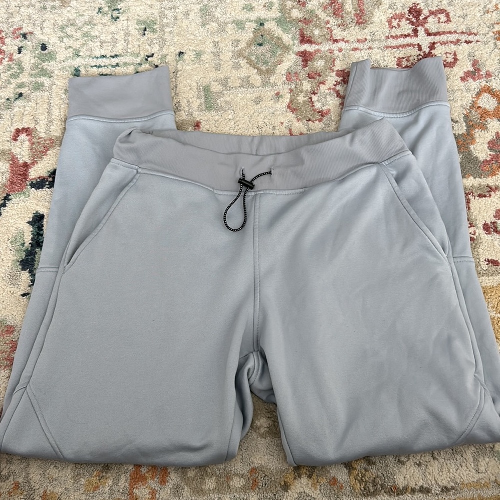 Tackma Joggers nwot